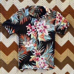 No Boundaries casual Hawaiian shirt size XS